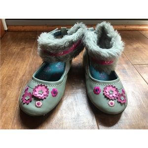 Boutique Naartjie girls embroidered shoes flats fur size 13
